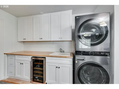4815 SW 38th Place Portland OR 97221