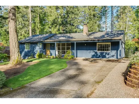 4815 SW 38th Place Portland OR 97221