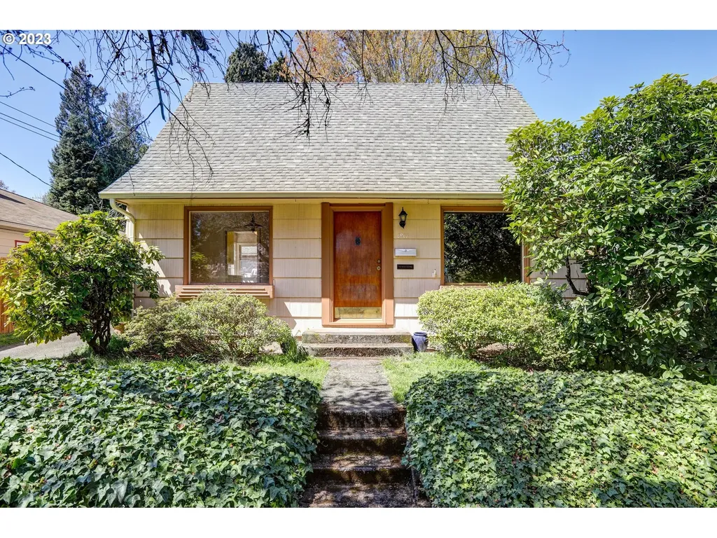 1814 Douglas Street Forest Grove OR 97116