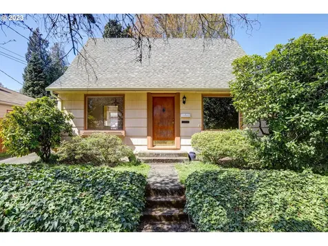 1814 Douglas Street Forest Grove OR 97116