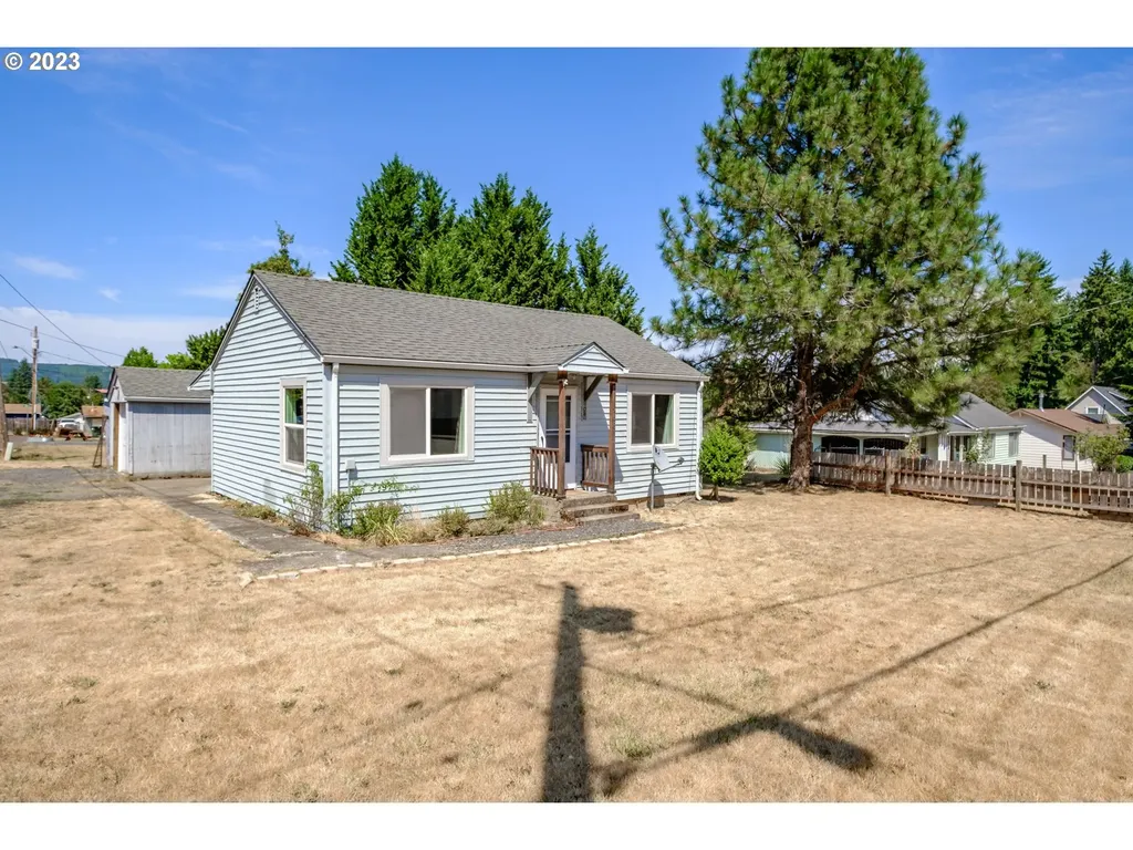 908 Alder Street Sweet Home OR 97386