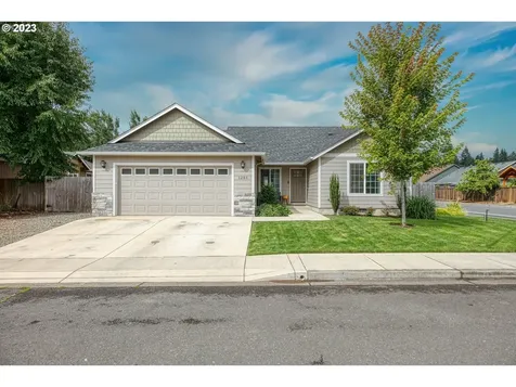 1283 Hazelnut Court Creswell OR 97426