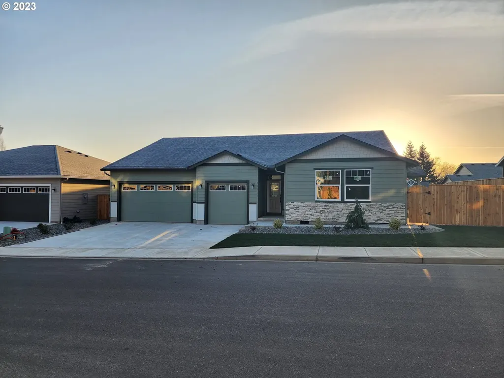 10713 Nw 15th Place Vancouver WA 98685