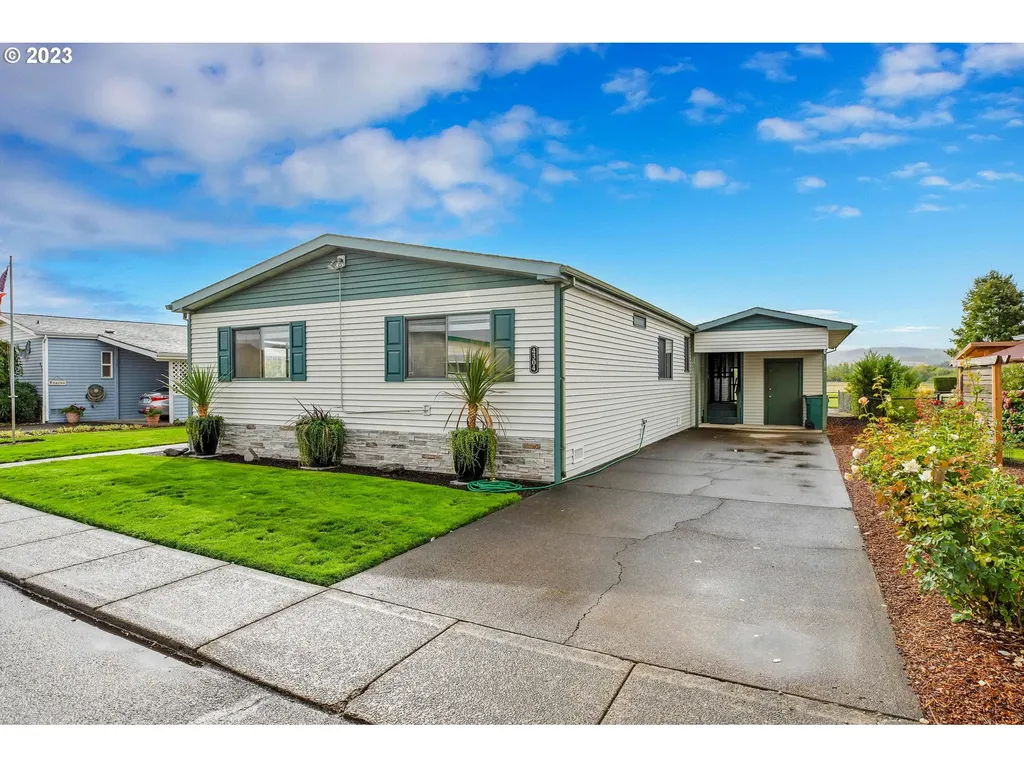 4304 Settlers Loop Forest Grove OR 97116