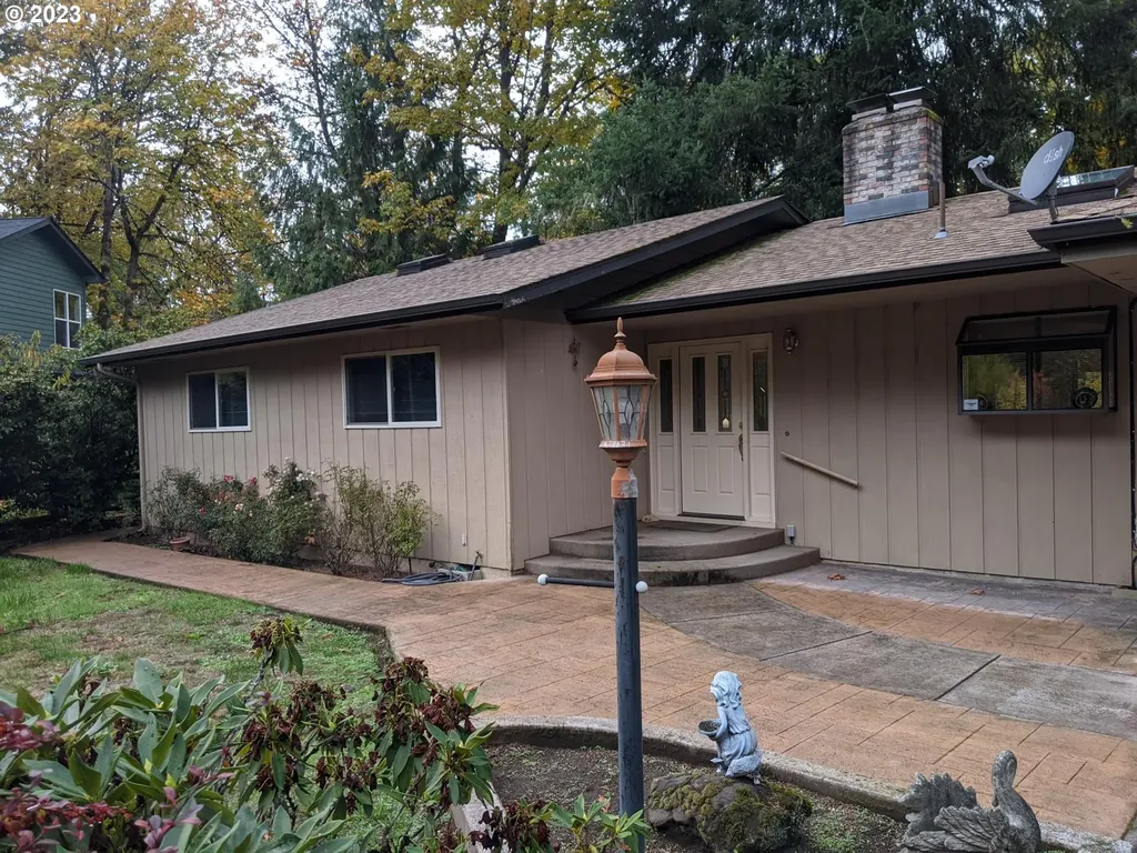 41511 Deerhorn Road Springfield OR 97478