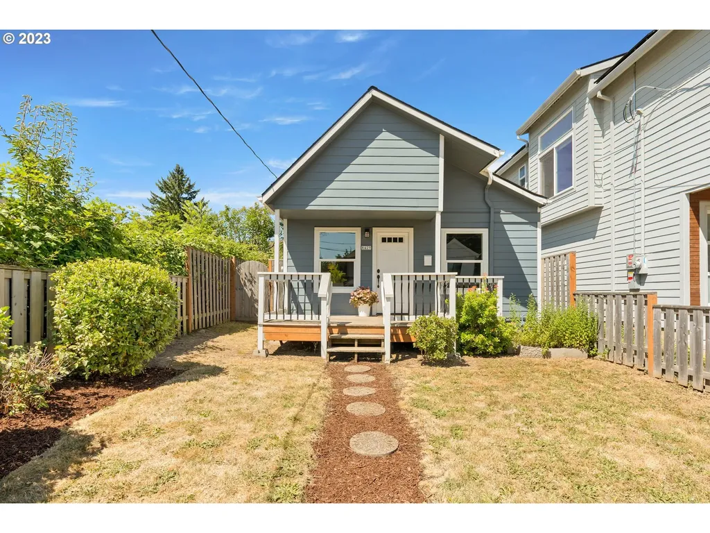 8429 N Seward Avenue Portland OR 97217