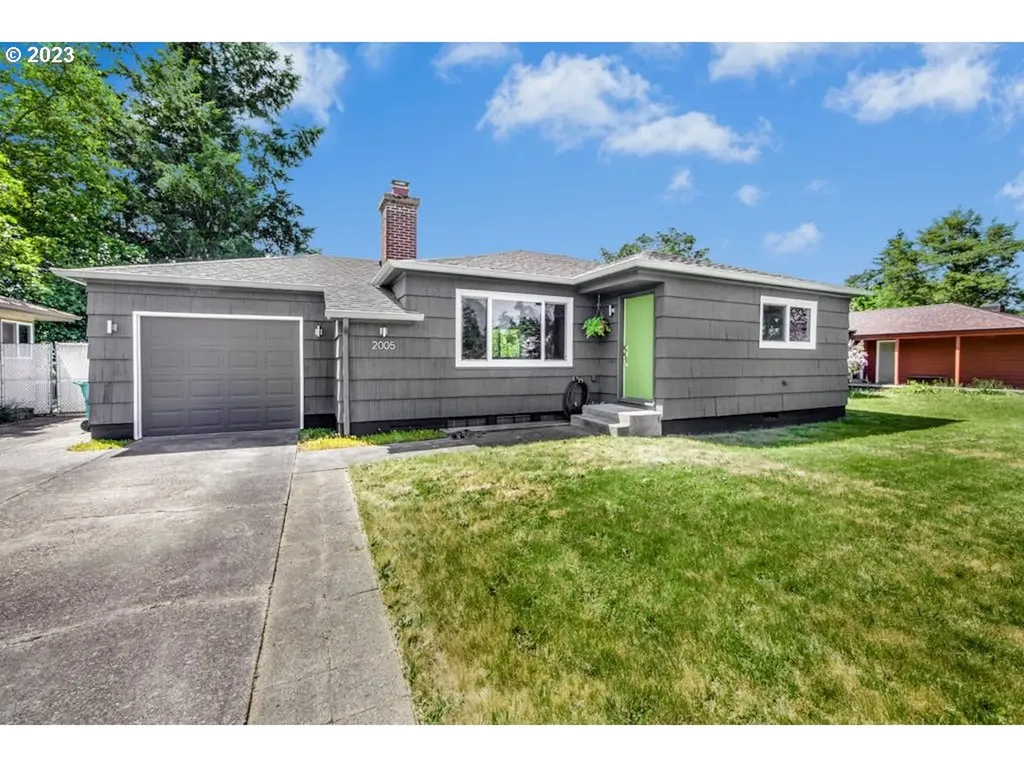 2005 Se 89th Avenue Portland OR 97216