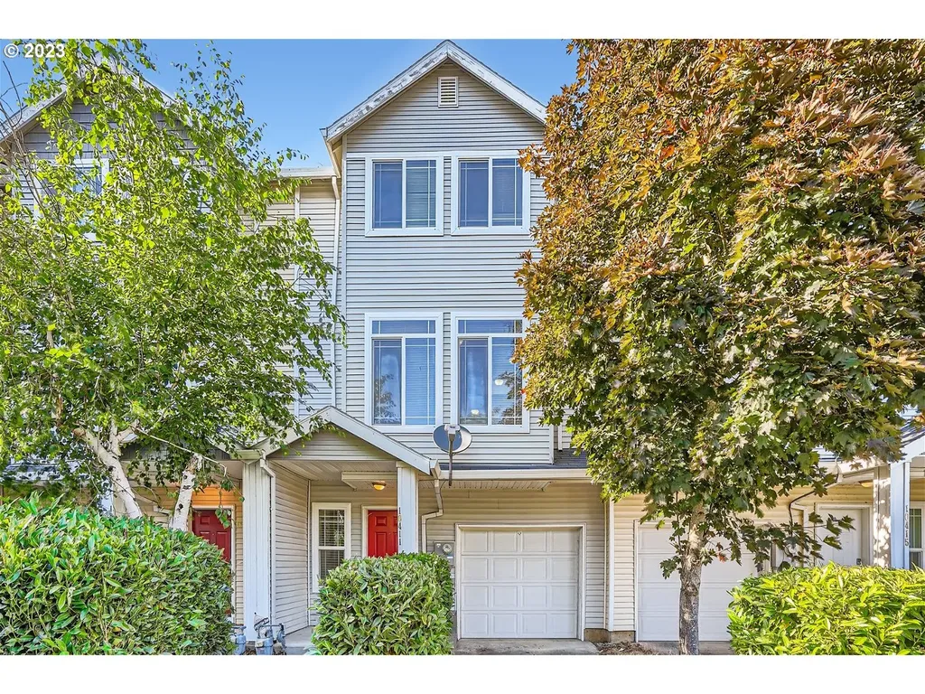 10411 Se Oak Street Portland OR 97216