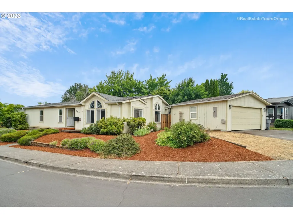 988 Nw Monterey Drive Mcminnville OR 97128