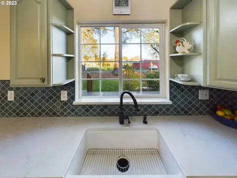 10501 NW Moores Valley Road Yamhill OR 97148