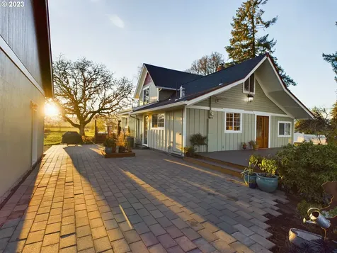 10501 NW Moores Valley Road Yamhill OR 97148
