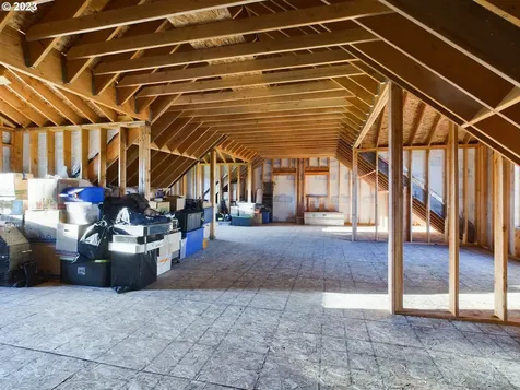 10501 NW Moores Valley Road Yamhill OR 97148