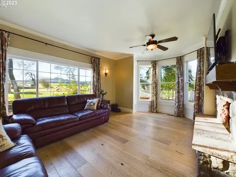 10501 NW Moores Valley Road Yamhill OR 97148