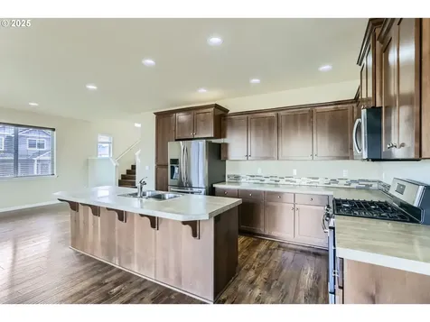 7359 NW 168th Avenue Portland OR 97229