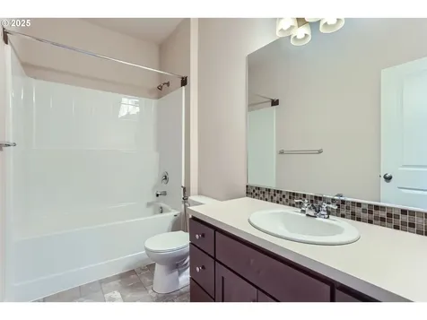 7359 NW 168th Avenue Portland OR 97229