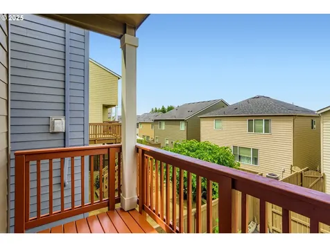 7359 NW 168th Avenue Portland OR 97229