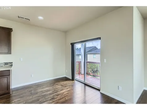 7359 NW 168th Avenue Portland OR 97229