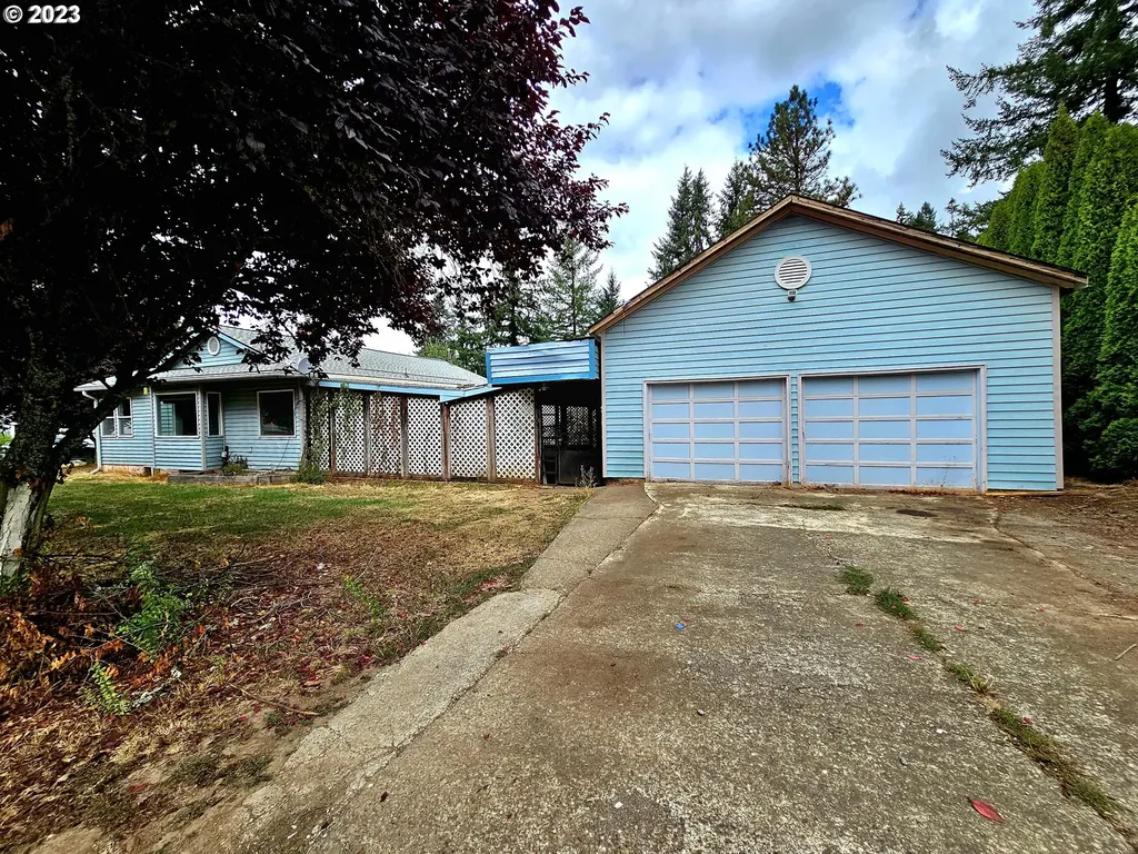 531 10th Avenue Sweet Home OR 97386