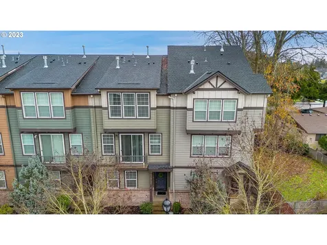 3180 Se Wedgewood Avenue Hillsboro OR 97123