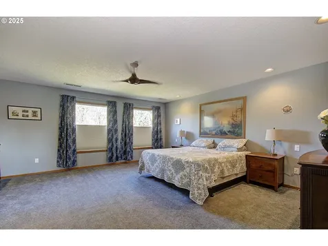 1922 NW 112th Circle Vancouver WA 98685
