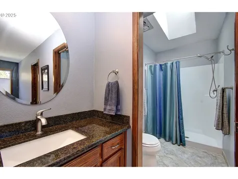 1922 NW 112th Circle Vancouver WA 98685