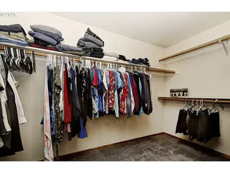 1922 NW 112th Circle Vancouver WA 98685