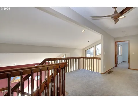 1922 NW 112th Circle Vancouver WA 98685