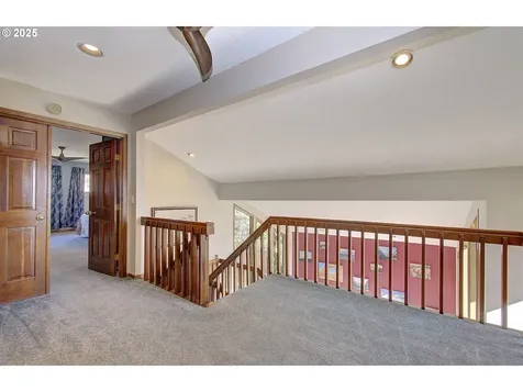 1922 NW 112th Circle Vancouver WA 98685