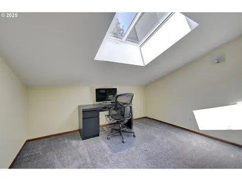 1922 NW 112th Circle Vancouver WA 98685
