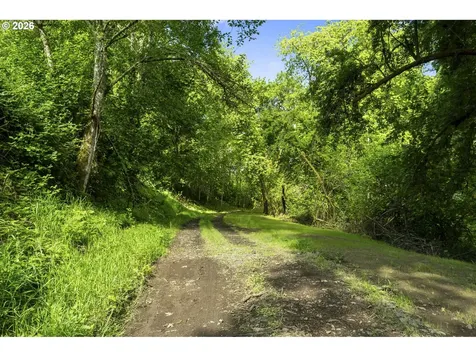 110 N Burke Road Woodland WA 98674