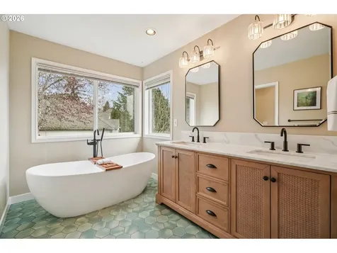 11989 SE Sovereign Drive Happy Valley OR 97086