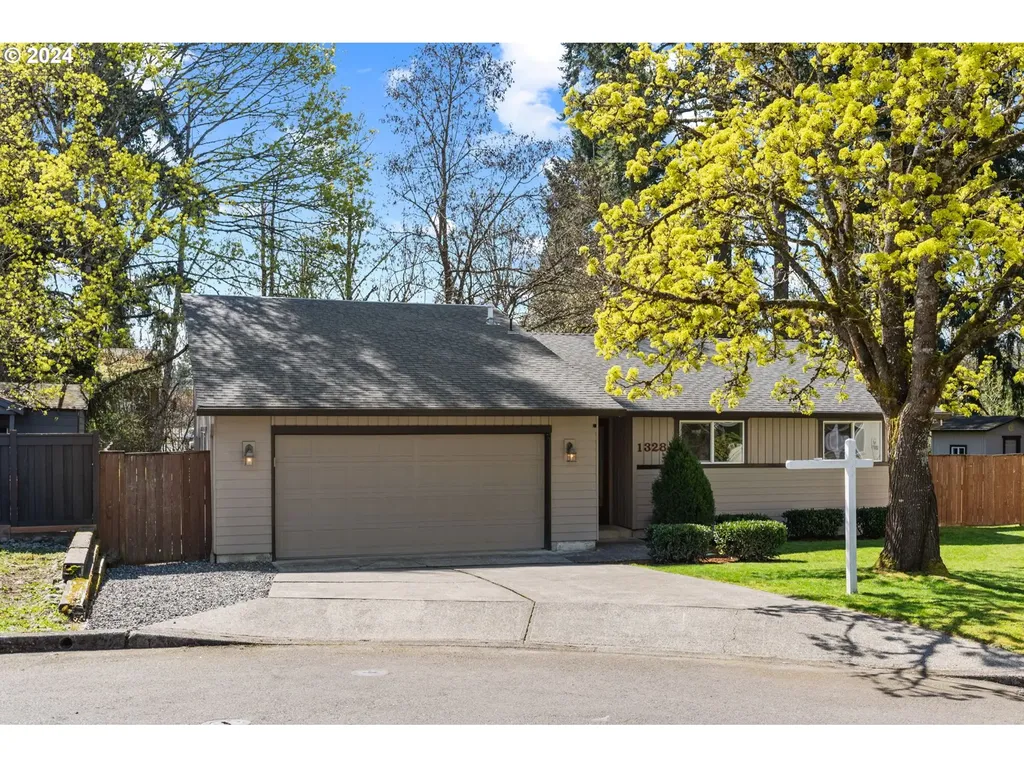 13281 Se 119th Court Clackamas OR 97015