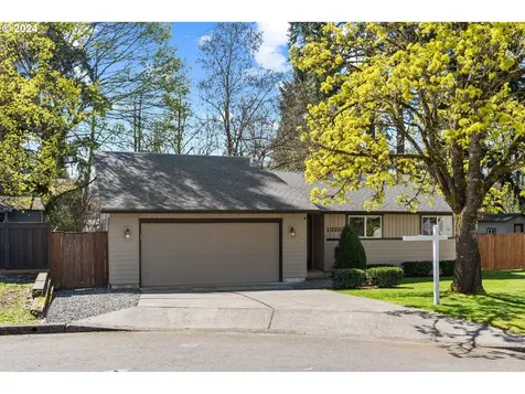13281 Se 119th Court Clackamas OR 97015
