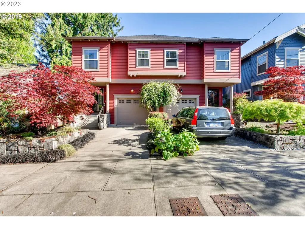 5845 Se Yamhill Street Portland OR 97215