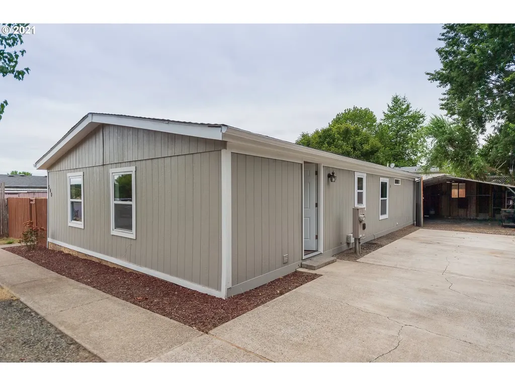540 NE Cherry Hill Road Sheridan OR 97378
