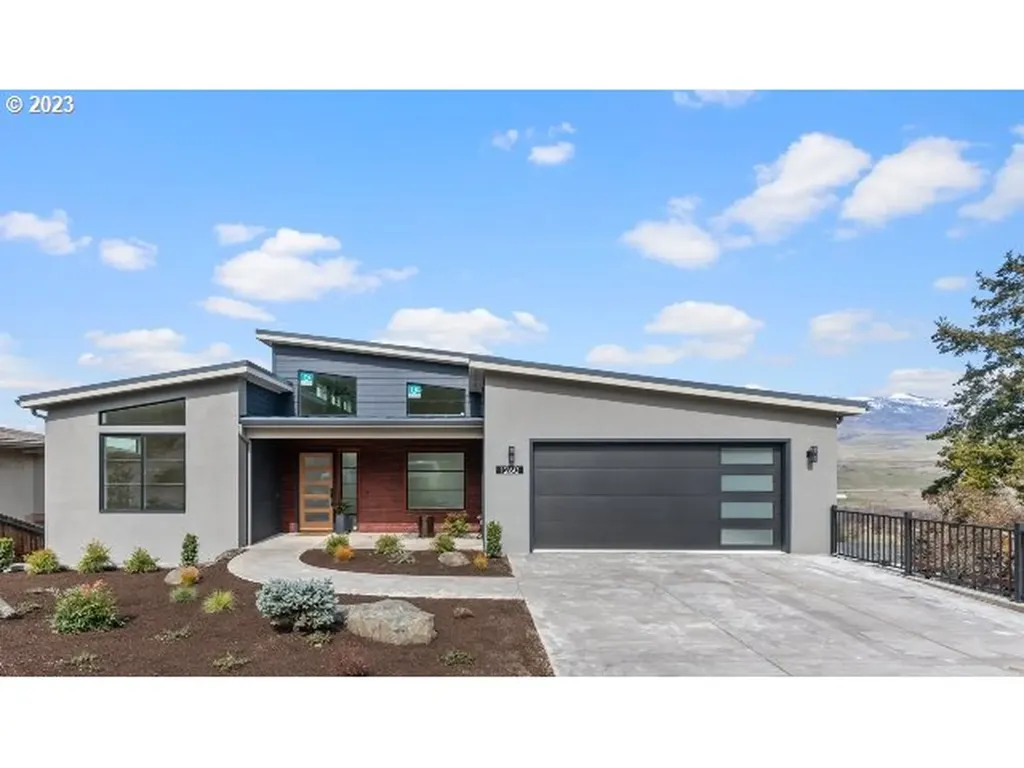 1260 Ashland Mine Road Ashland OR 97520