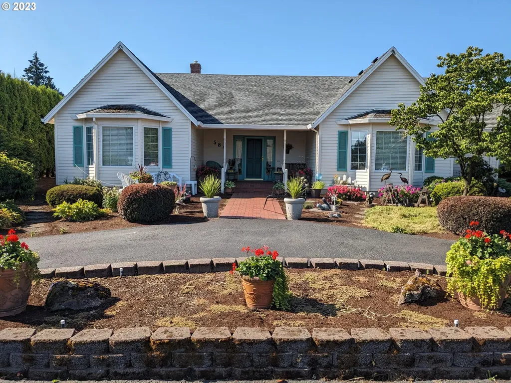 584 Se Brookwood Avenue Hillsboro OR 97123