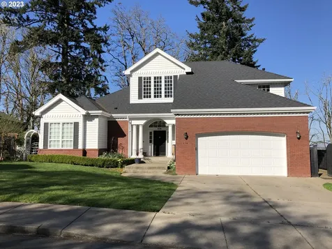 216 Ames Court Silverton OR 97381