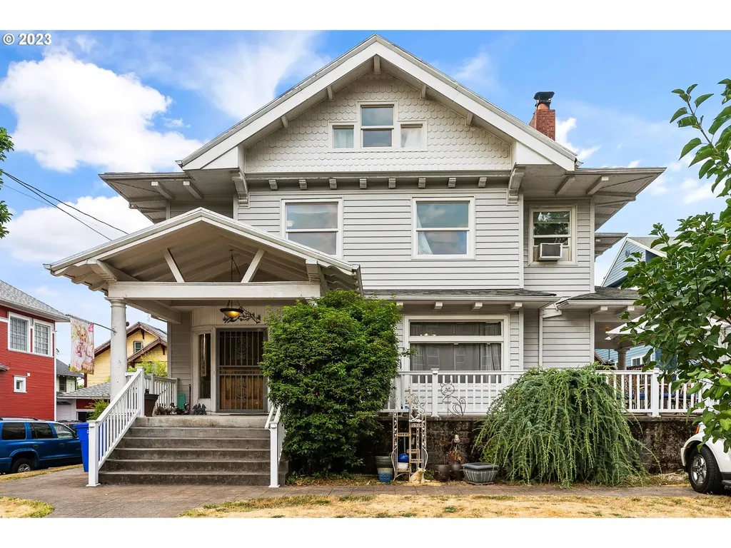 2015 Ne Halsey Street Portland OR 97232