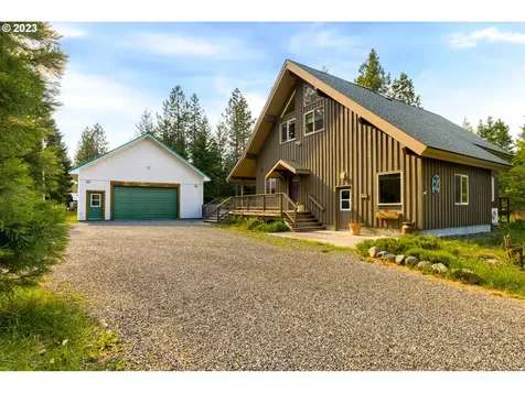 35 Dean Road Trout Lake WA 98650