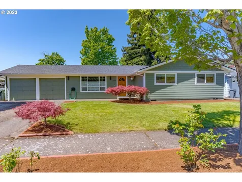 4465 Janice Avenue Ne Salem OR 97305