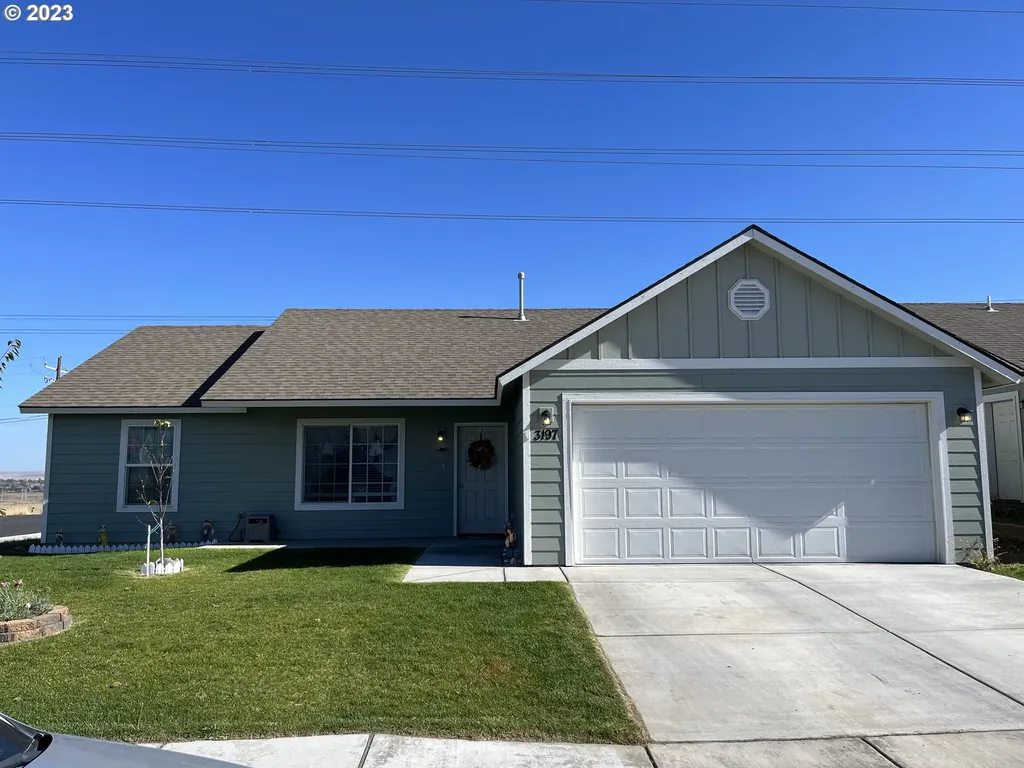 3197 Blue Jay Street Umatilla OR 97882