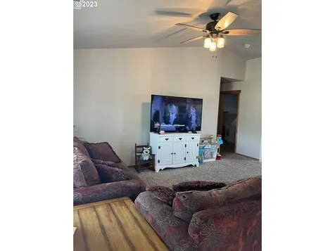 3197 Blue Jay Street Umatilla OR 97882
