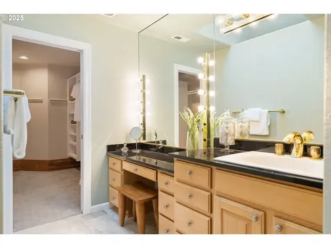 3710 Marquis Court Lake Oswego OR 97034