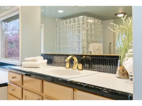 3710 Marquis Court Lake Oswego OR 97034