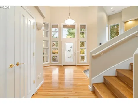 3710 Marquis Court Lake Oswego OR 97034