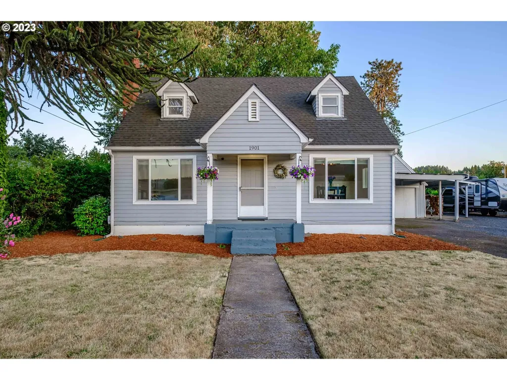1901 Long Street Sweet Home OR 97386