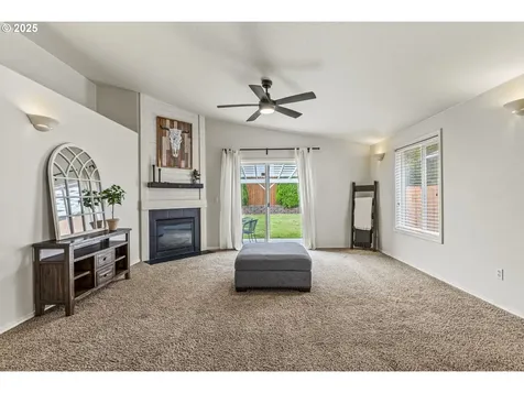 12518 NW 33rd Avenue Vancouver WA 98685