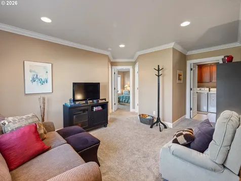 1133 SW 12th Street Newport OR 97365