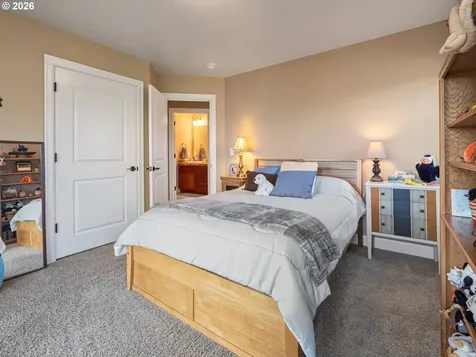 1133 SW 12th Street Newport OR 97365